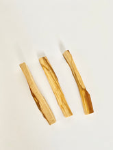 Load image into Gallery viewer, Palo santo sticks