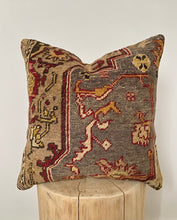 Load image into Gallery viewer, Kate 1