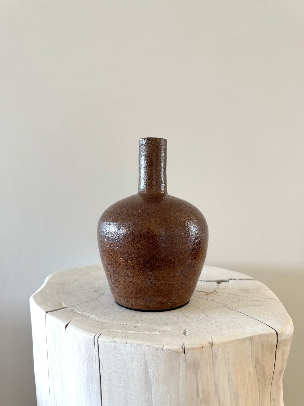 Vase-brown