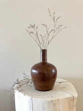 Load image into Gallery viewer, Vase-brown
