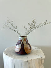 Load image into Gallery viewer, Vase-rust
