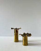 Load image into Gallery viewer, Brass candleholder set
