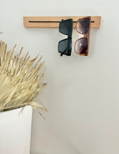 Load image into Gallery viewer, Sunglass holder-Blk
