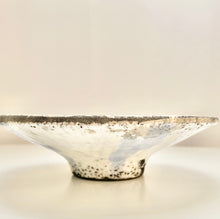 Load image into Gallery viewer, Pottery bowl
