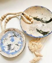 Load image into Gallery viewer, Pottery bowl
