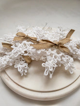 Load image into Gallery viewer, Snowflake ornaments

